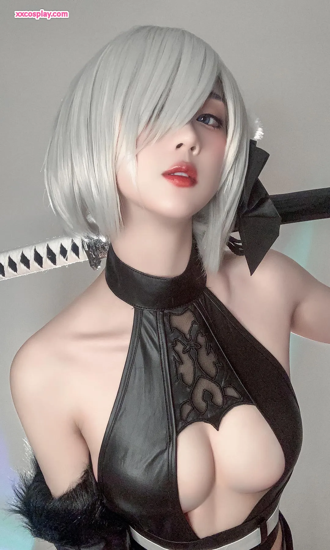 Selfies sensuelles de Vastaya Xiaolongxia en 2B