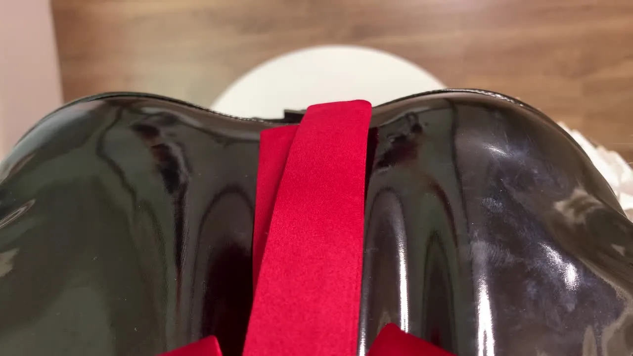 瓦斯塔亚小龙虾 cosplay album 瓦斯塔亚小龙虾诱惑视频写真 - Video 2