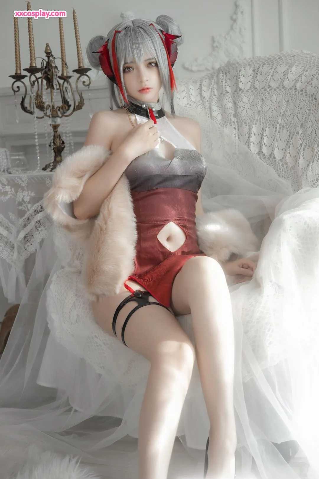 Fengmaoss como Mudrock (Arknights)