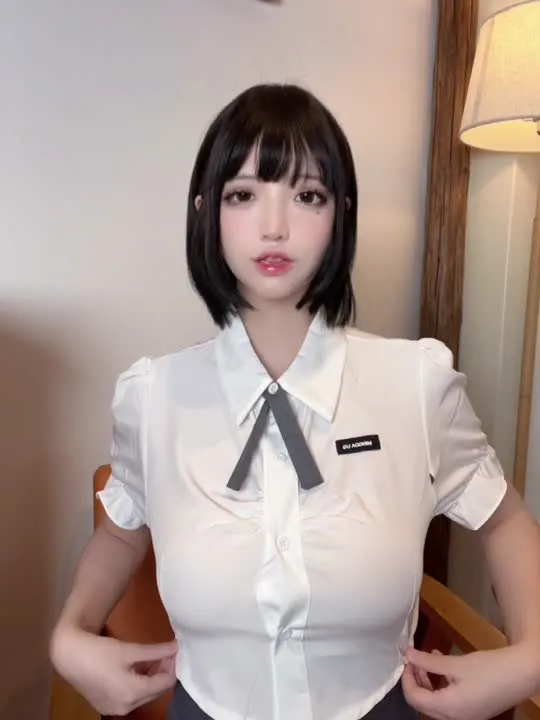 疯猫ss cosplay album FengMaoSS: Verführerische Sofa-Büro-Lady - Video 41