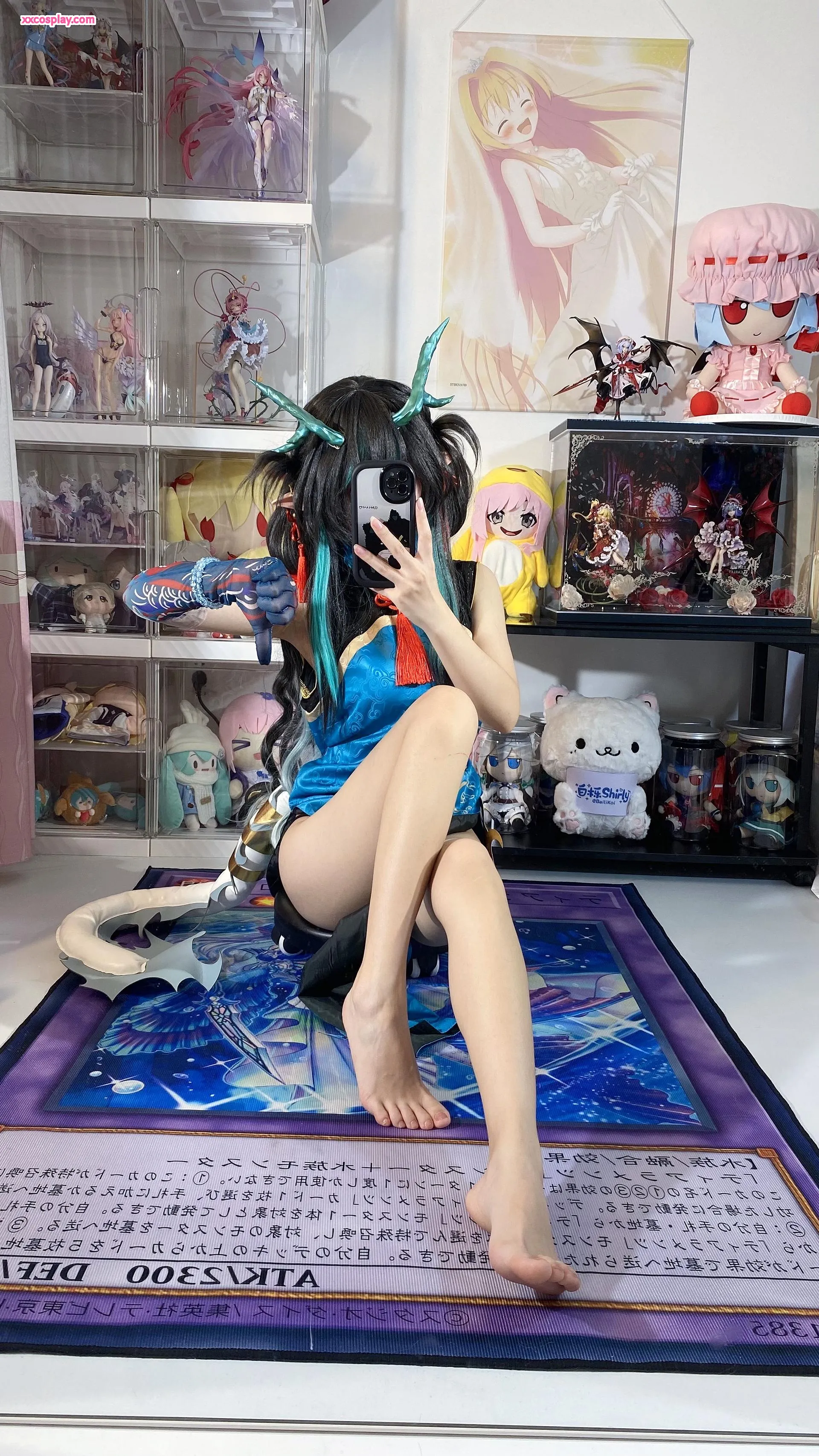 白栎Shirly的诱惑龙旗袍