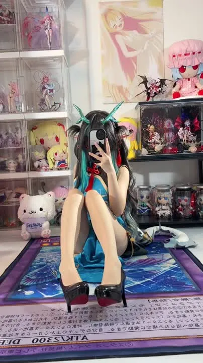 白栎Shirly cosplay album Shirly's Seductive Dragon Cheongsam - Video 71