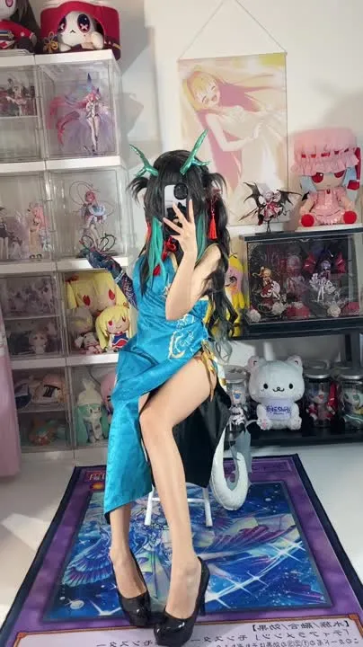 白栎Shirly cosplay album Shirly's Seductive Dragon Cheongsam - Video 78