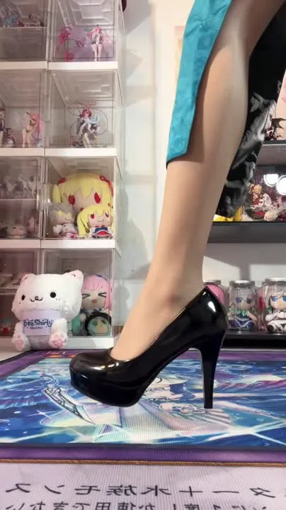 白栎Shirly cosplay album Shirly's Seductive Dragon Cheongsam - Video 79