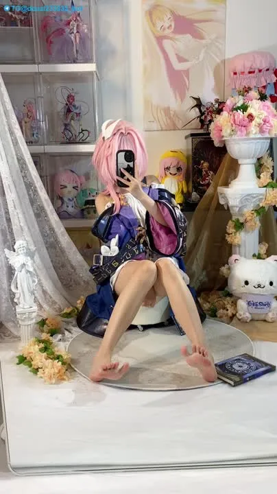 白栎Shirly cosplay album Shirly as Black Swan - Honkai: Star Rail Cosplay - Video 136