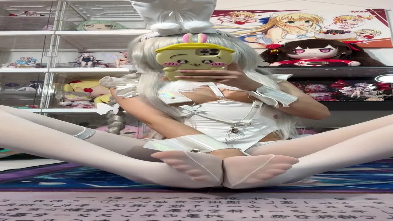 白栎Shirly cosplay album 白栎Shirly：悪毒白兎 - Video 35