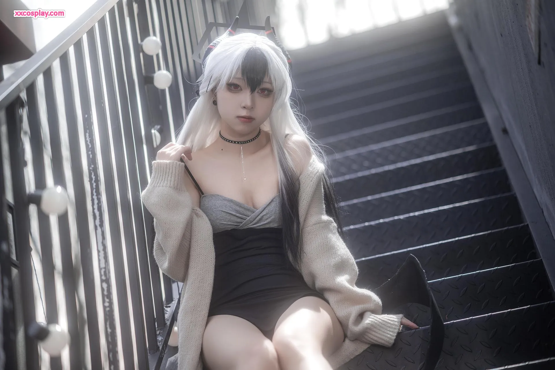Shiliangyu NO.005 - Kayoko en robe de soirée envoûtante