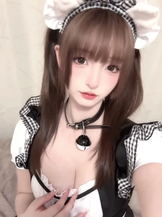 神楽坂真冬 cosplay album Mafuyu Kagurazaka - Tiptoe Maid - Video 76