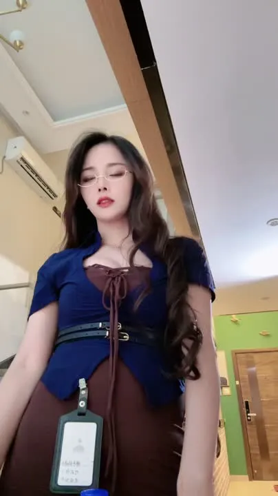 苏嫣嫣阿姨 cosplay album Su Yanyan Ayi - Guru Tuisyen Rumah - Video 67