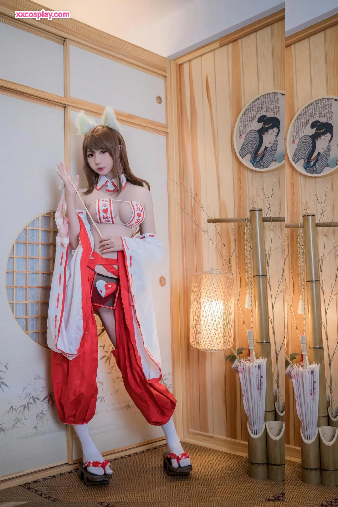 西园寺南歌：水龙敬巫女