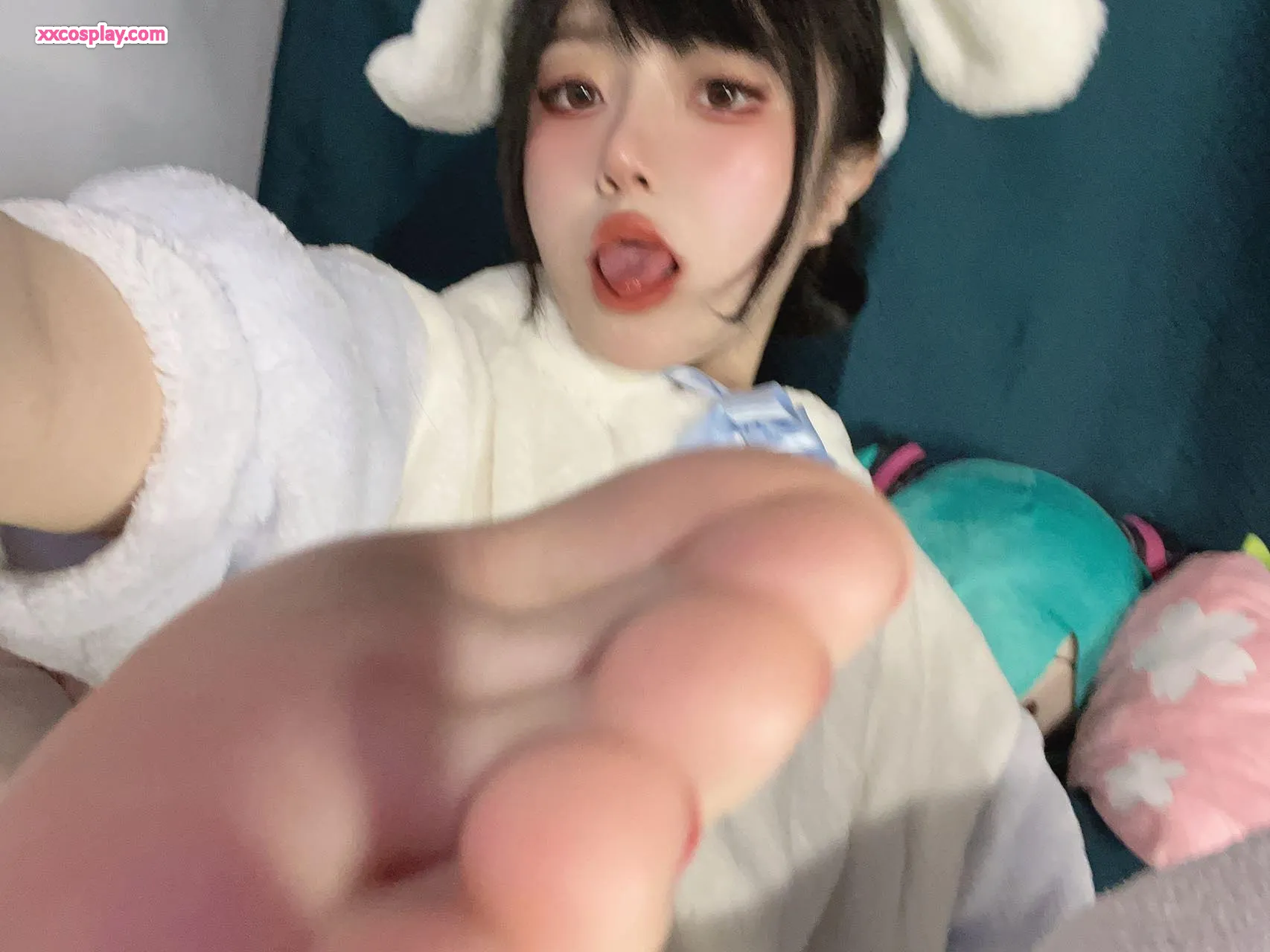 쉬안샤오 쉐지에의 귀여운 시나모롤 파자마 코스프레