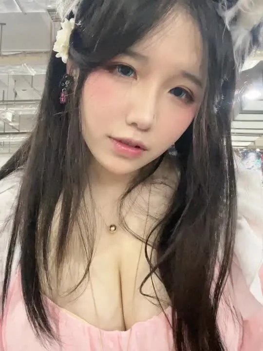 阿半今天很开心 cosplay album Aban Jintian Henkaixin - Da Pen Gu - Video 104