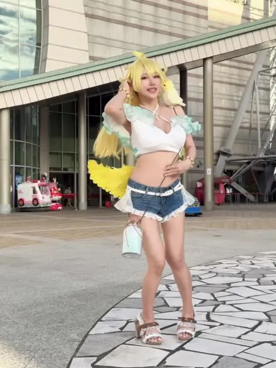 雨波_HaneAme cosplay album Photobook Gravure Septembre de HaneAme - Video 2