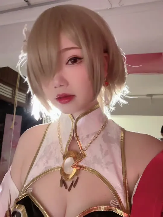 雪晴Astra cosplay album Xueqing Astra sebagai Rita Rossweisse - Qipao Huanxisha Kosplay (Honkai Impact 3rd) - Video 58