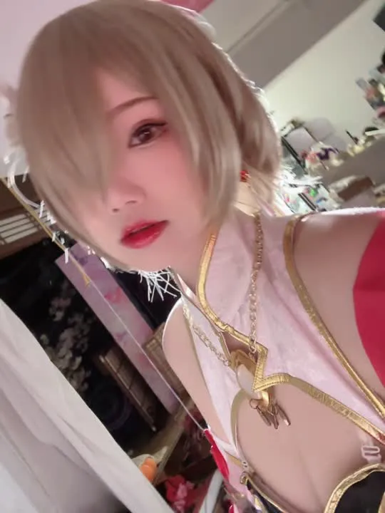 雪晴Astra cosplay album Xueqing Astra sebagai Rita Rossweisse - Qipao Huanxisha Kosplay (Honkai Impact 3rd) - Video 60