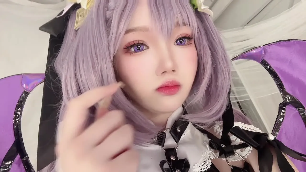 雪晴Astra cosplay album Xueqing Astra : Keqing en Nuisette de Contrainte Démoniaque - Video 23