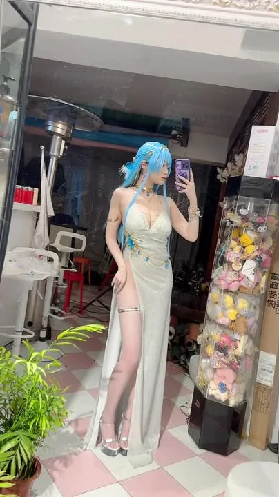雪晴Astra cosplay album Xueqing Astra sebagai Helen - Crystal Party - Video 43