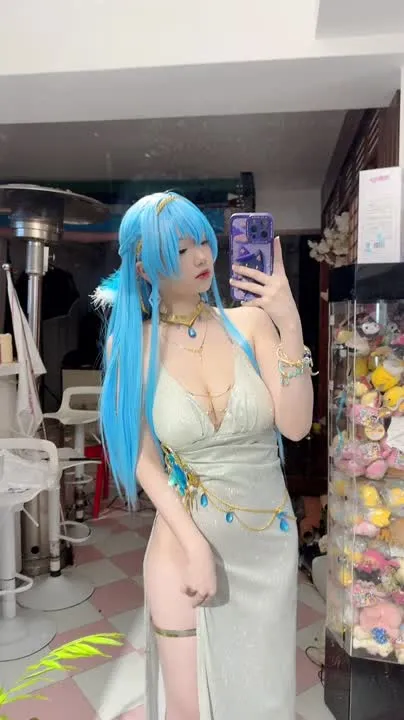雪晴Astra cosplay album Xueqing Astra sebagai Helen - Crystal Party - Video 51