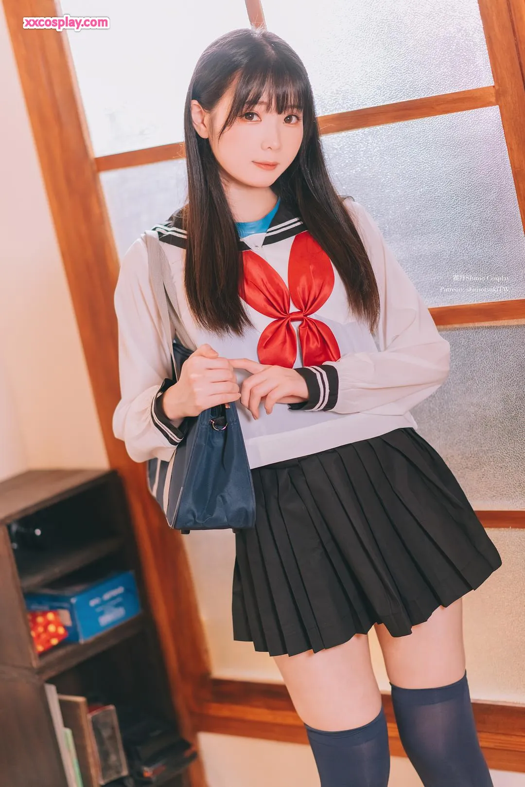 Shimo : Maillot x Tenue de marin