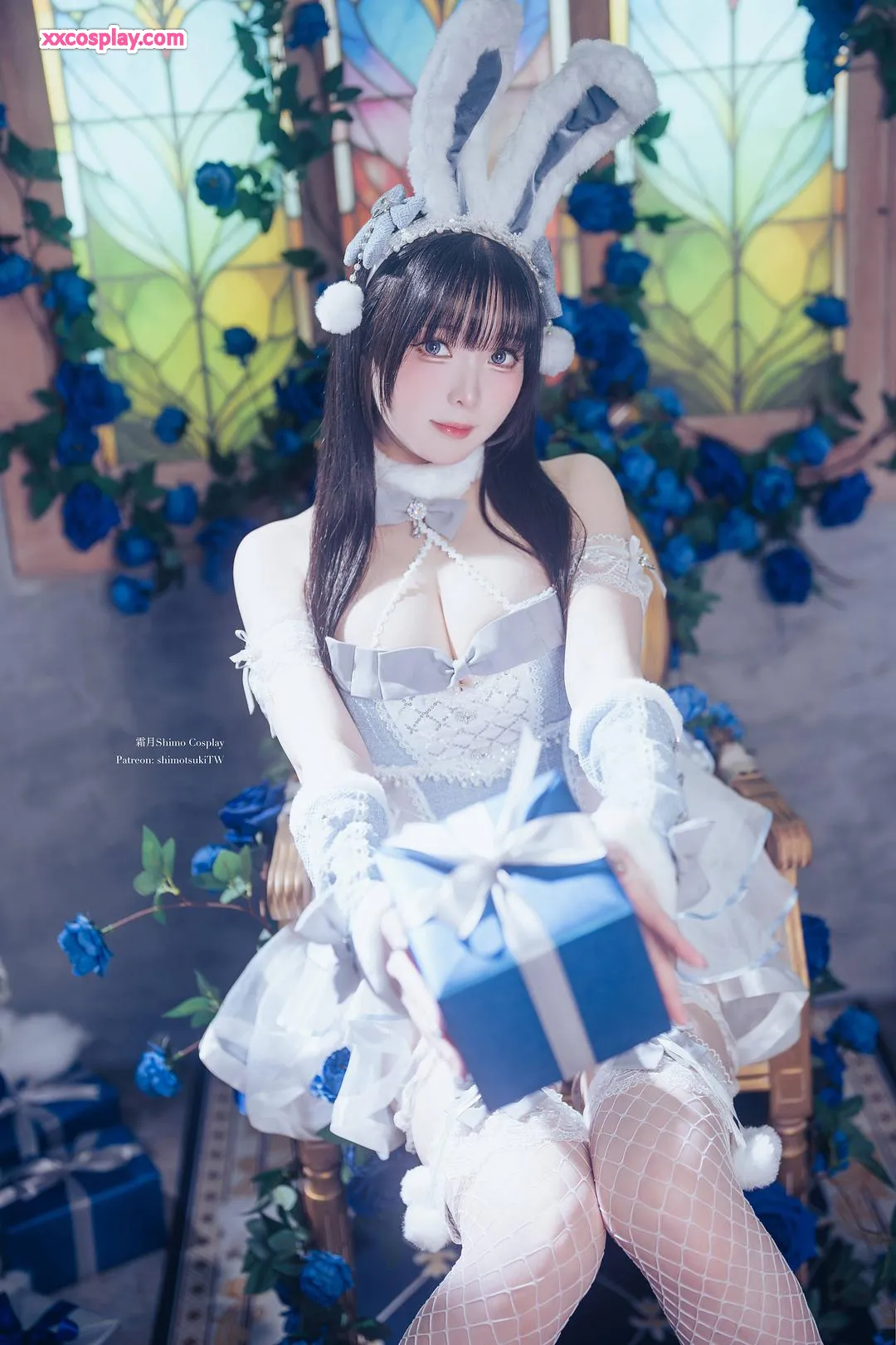 Kelinci Gadis Natal Shimo
