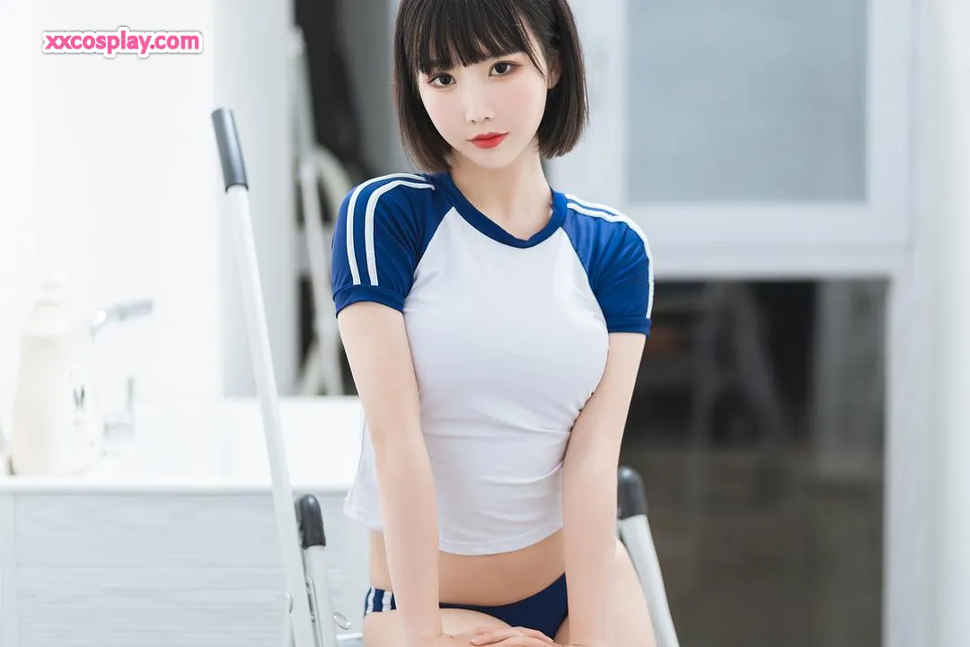面饼仙儿：蒸し暑い体操服