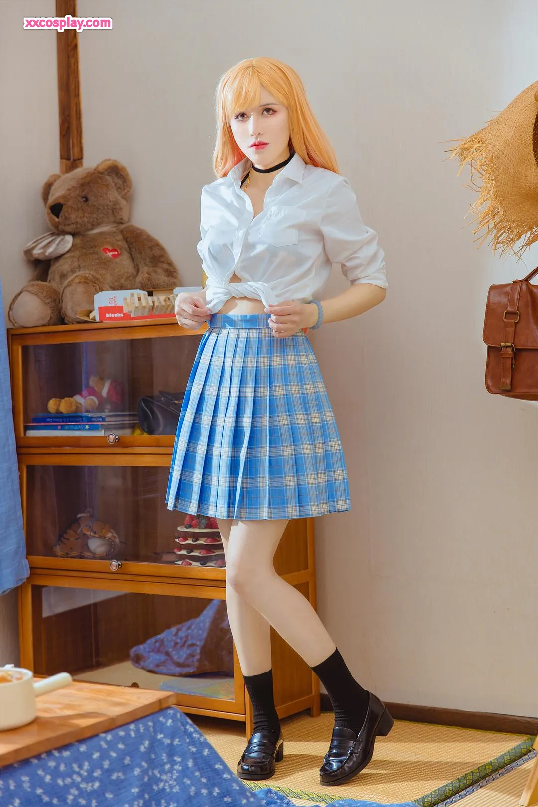 Lu Basui como Marin Kitagawa - Cosplay My Dress-Up Darling