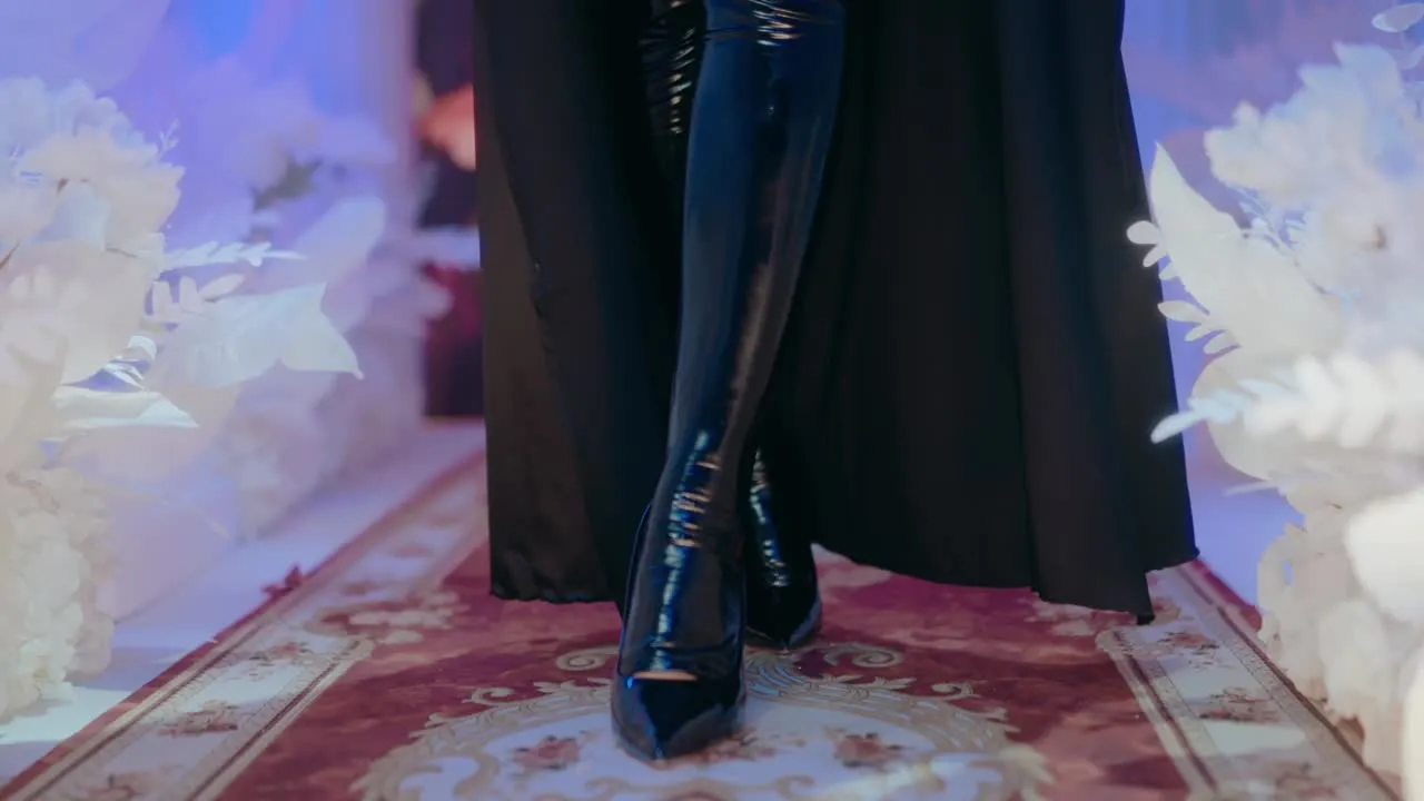 鹿八岁 cosplay album Lubasui: Bangkay ng Nun - Video 124