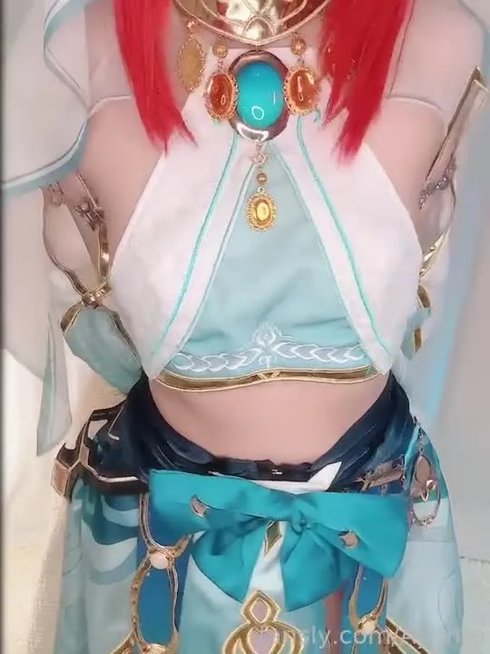 Ayame cosplay album Ayame as Nilou: Dancer's Grace - Video 15