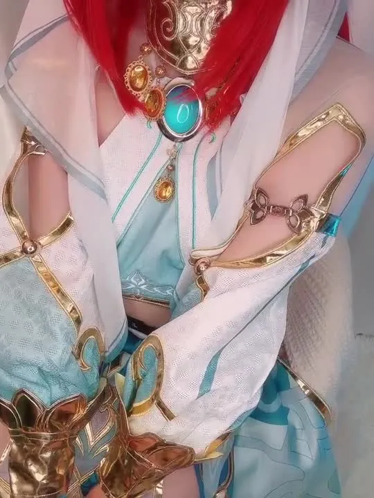 Ayame cosplay album Ayame sebagai Nilou - Cosplay Genshin Impact - Video 17