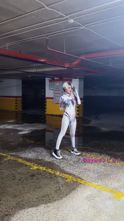 Byoru cosplay album Byoru - Gwenom - Video 60