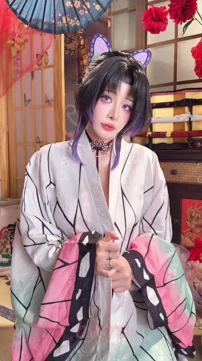 Byoru cosplay album Byoru sebagai Shinobu Kocho - Video 86
