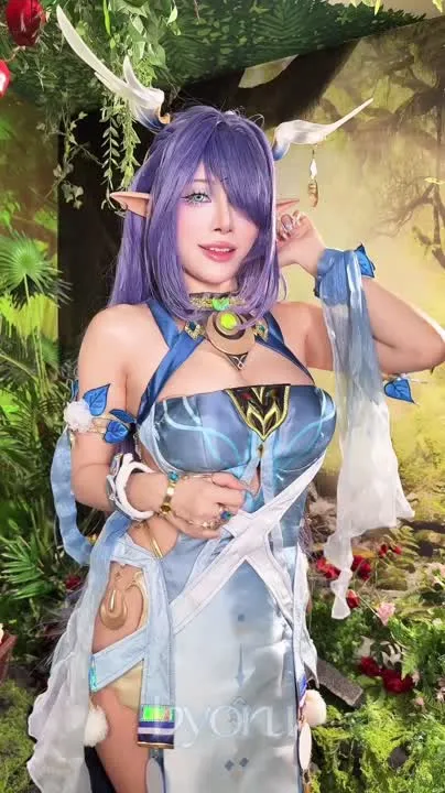 Byoru cosplay album Byoru sebagai Lauma – Nikke Elf Gravure - Video 76