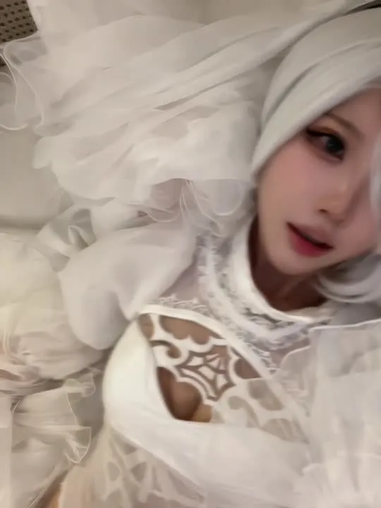 Cat Demon喵崽 cosplay album 猫妖喵崽 - 尼尔：机械纪元 2B 白花嫁 - Video 2