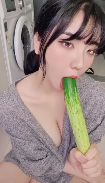 EchiH cosplay album EchiH Fantrie No.003: Seductive Lingerie Gravure Photobook - Video 211