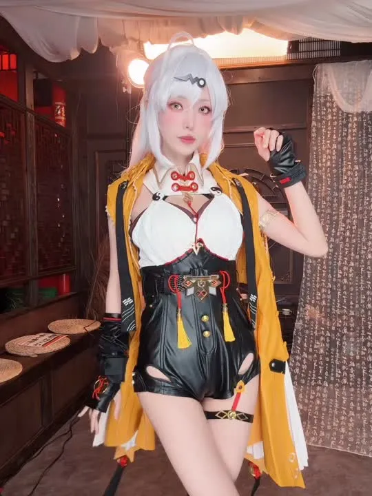 ElyEE子 cosplay album ElyEE子 칭이 코스프레 셀카 - Video 8