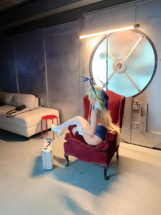 ElyEE子 cosplay album ElyEE子 ブルーバニーガール - Video 16