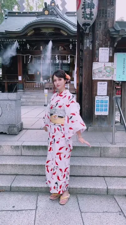 ElyEE子 cosplay album ElyEE子 - Dạo Chơi Cá Vàng Yukata - Video 35