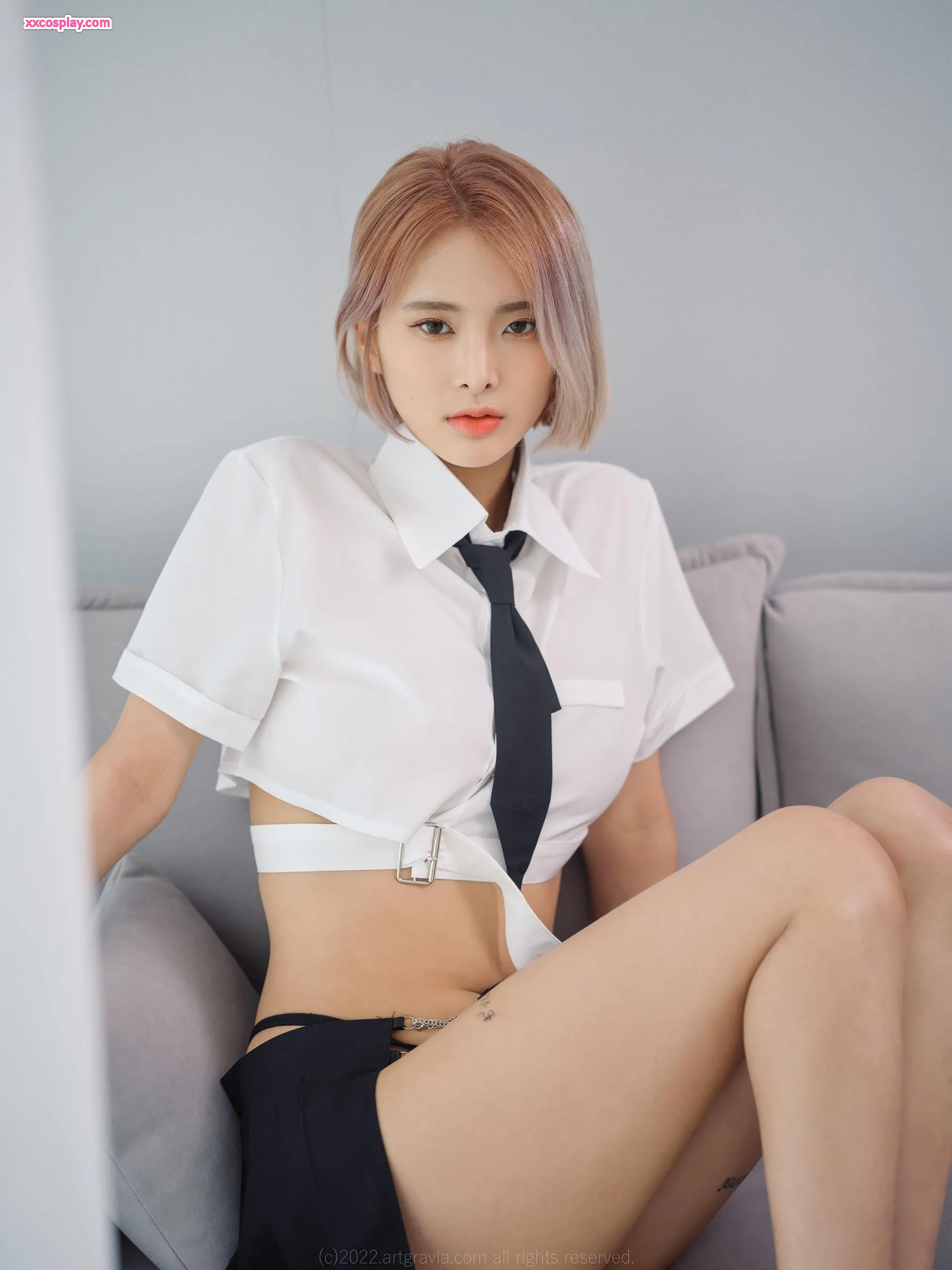 Hyoyeon: Lingerie Gadis Sekolah Menggoda