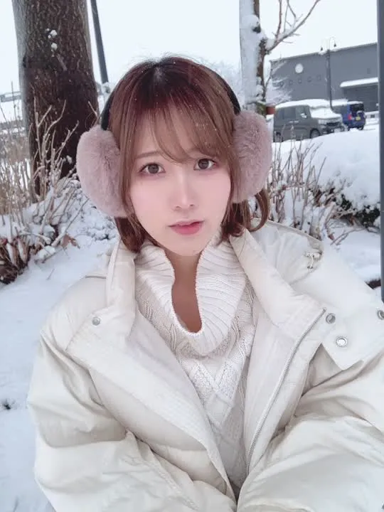 KenKen けん研 (けんけん) cosplay album Salamat 2020 ni KenKen - Photobook na Mainit-init na Winter Snow - Video 20
