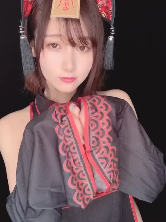 KenKen けん研 (けんけん) cosplay album Cosplay Kyonshi Quyến Rũ Của KenKen - Video 9