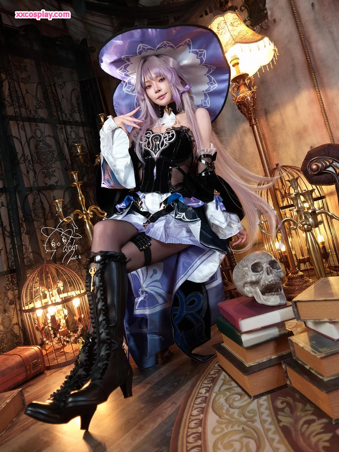 Machi MaJi as Herta - The Genius Puppet