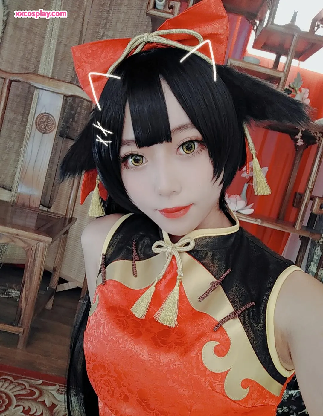 Money Lengleng - Pula na Qipao sa Kaohsiung