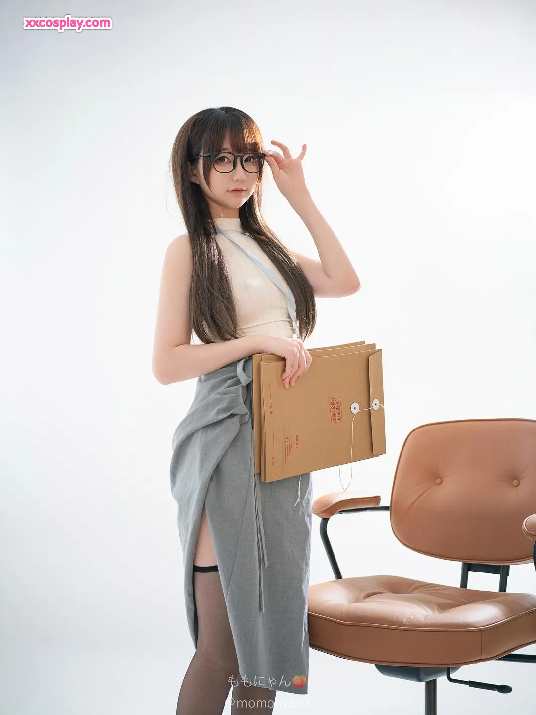 Nagesa魔物喵 : Momo Sensei Séductrice