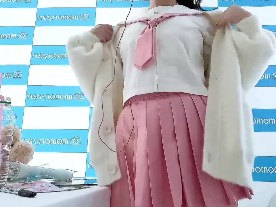 Nagesa魔物喵 cosplay album Nagesa魔物喵 - Acara Tandatangan Idol Biquini - Video 59