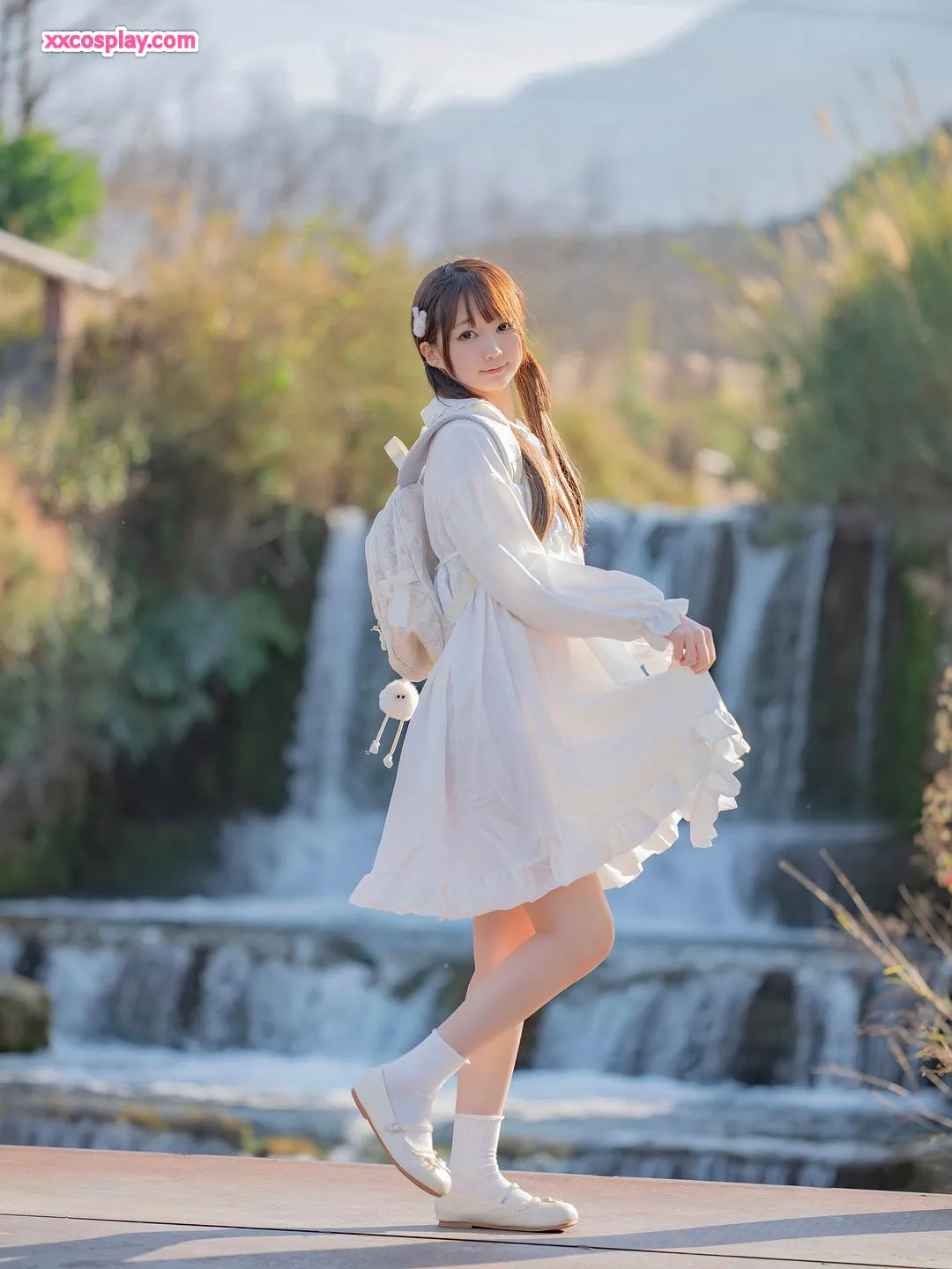 Robe Blanche Mousseuse de Nagesa魔物喵