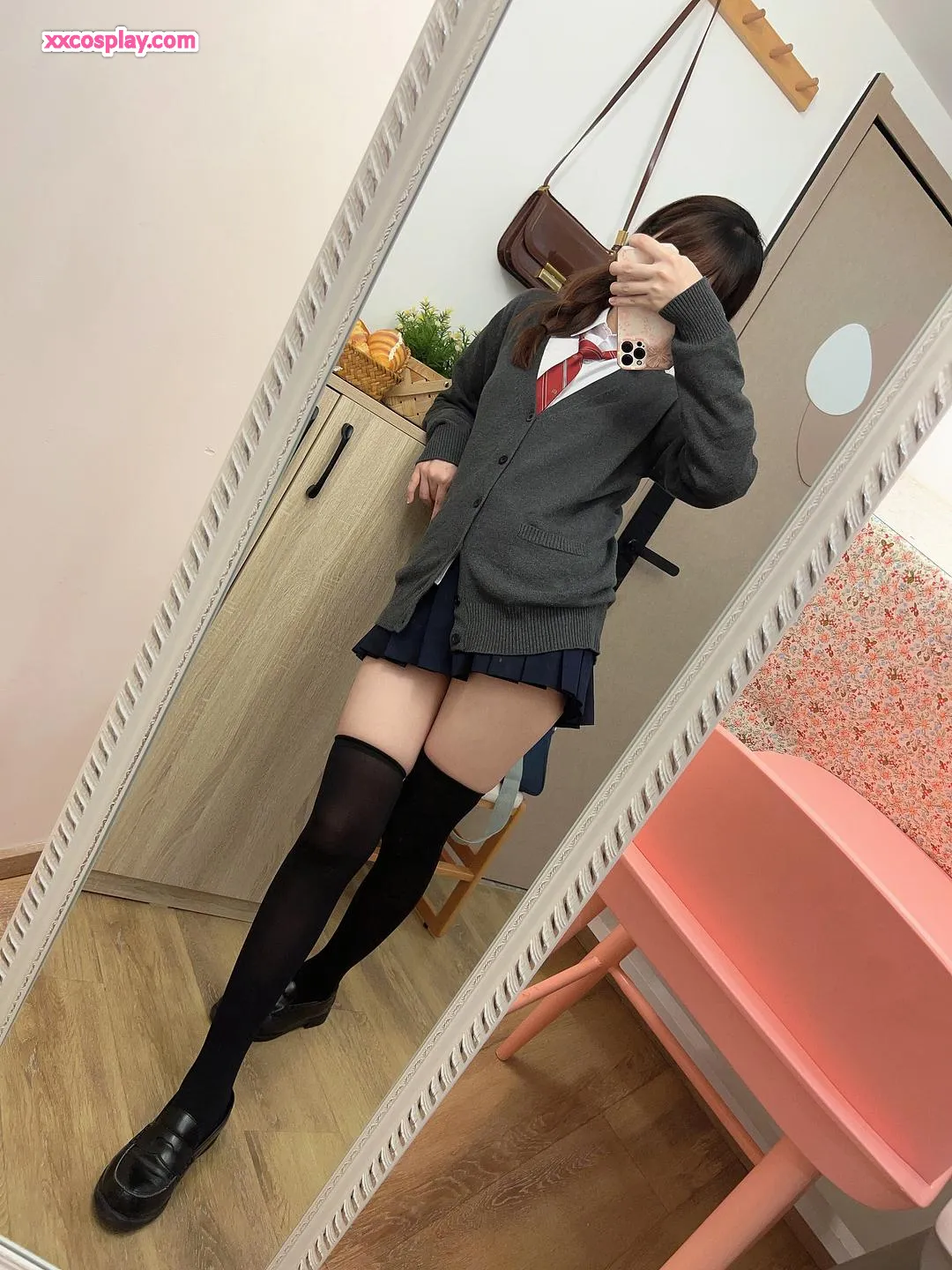 Nagesa魔物喵: Cám Dỗ JK Qua Gương