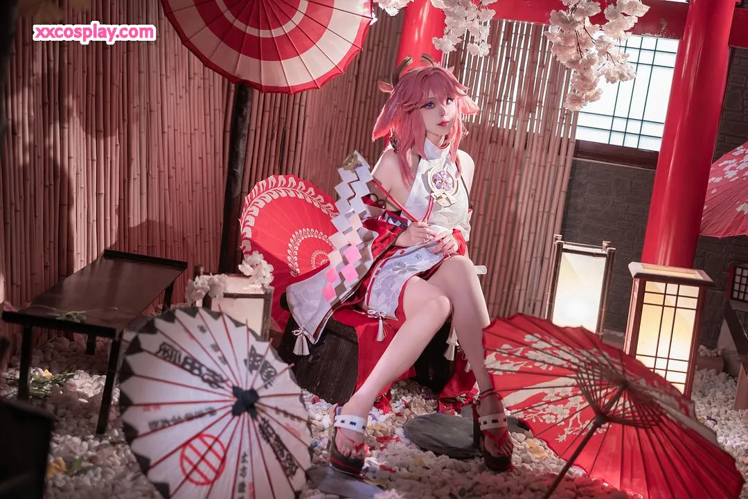 Natsuko夏夏子 – Yae Miko Cosplay