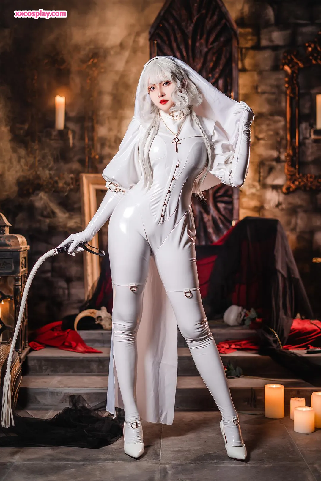 Natsuko夏夏子: Seductive White Nun