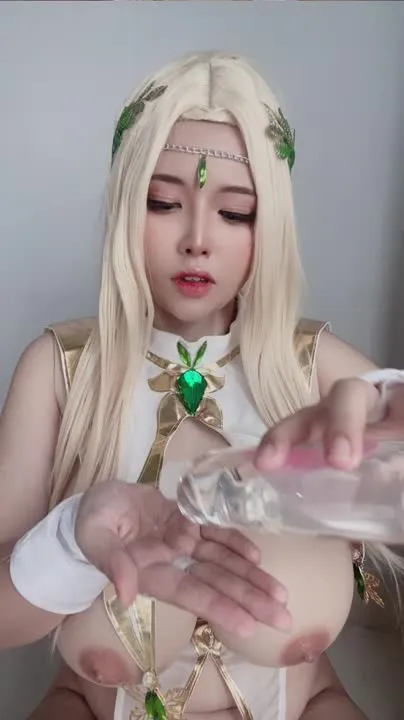 Neppu cosplay album Neppu sebagai Cerestia: Cosplay Elf Menggoda - Video 38