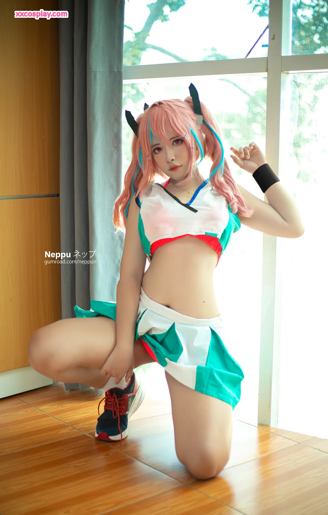 Neppu的Bremerton网球Cosplay